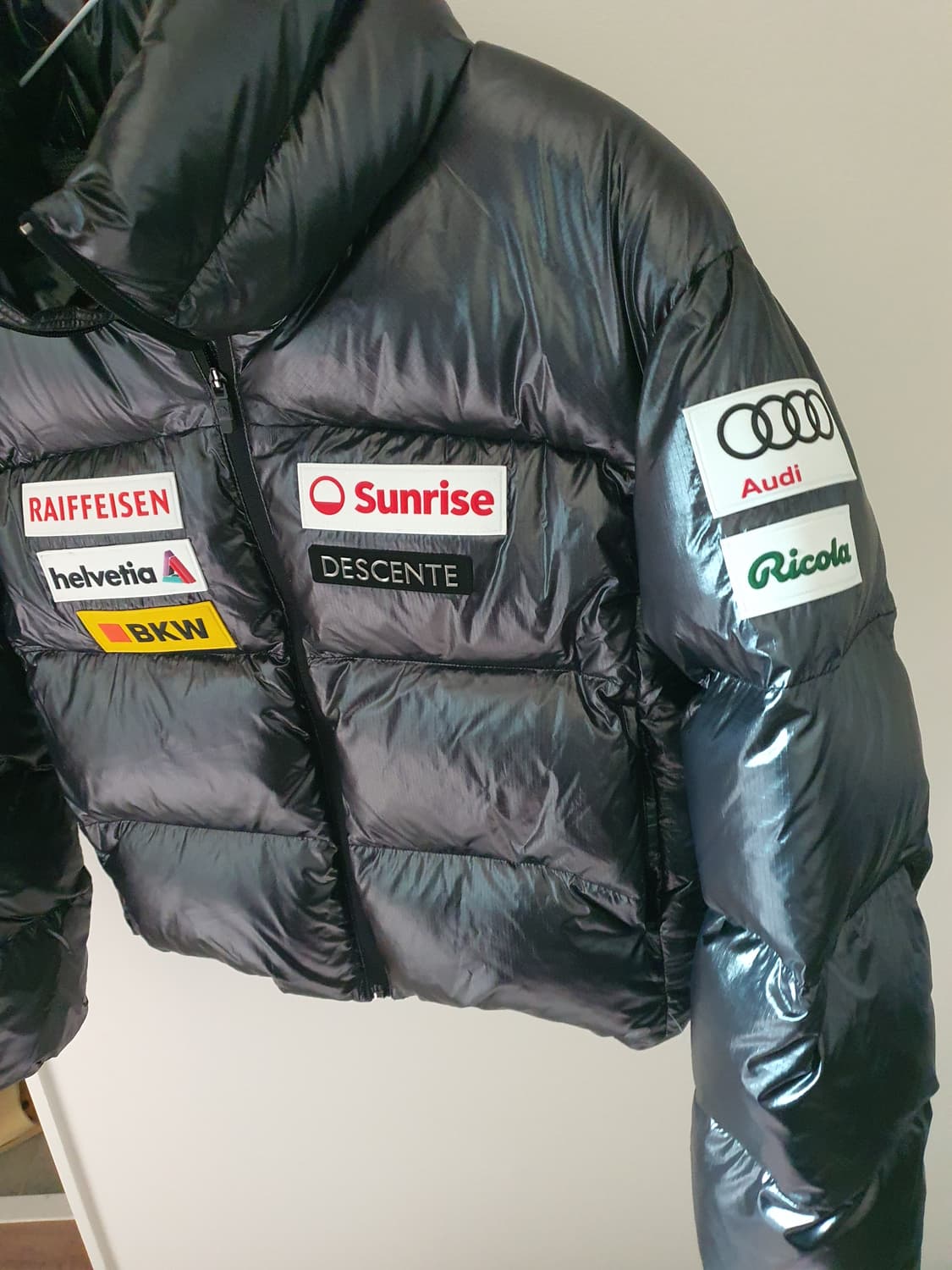 데상트 여성 숏패딩 상품이미지3