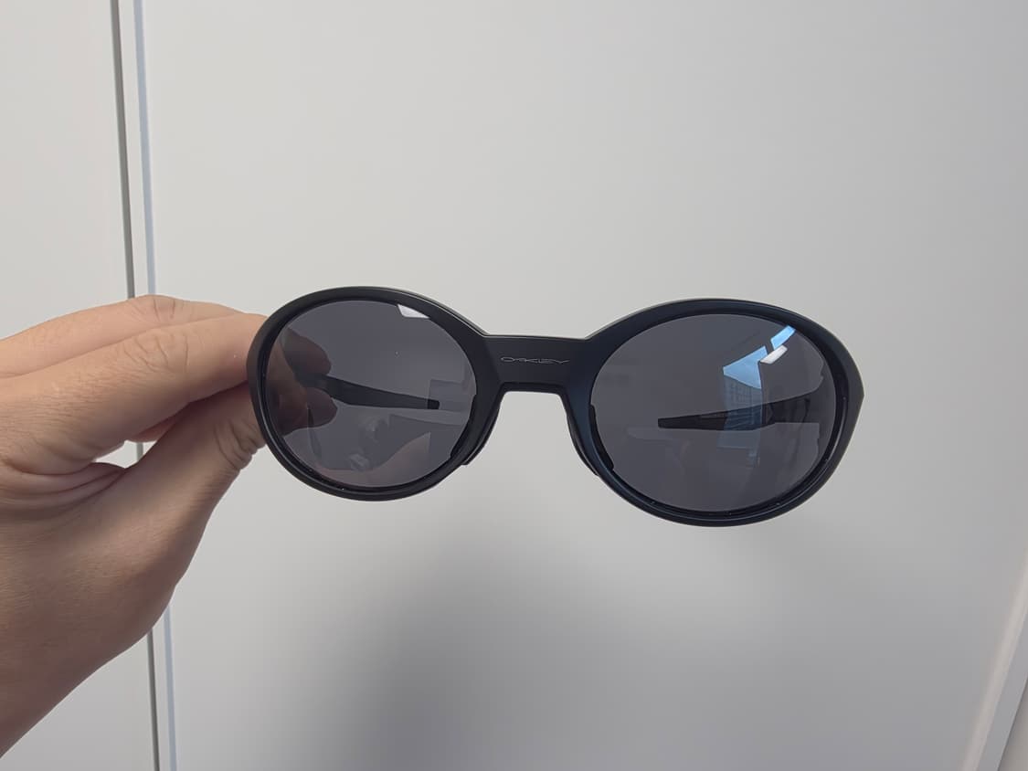 오클리 아이자켓 리덕스 블랙 + 오클리 전용케이스 상품이미지2