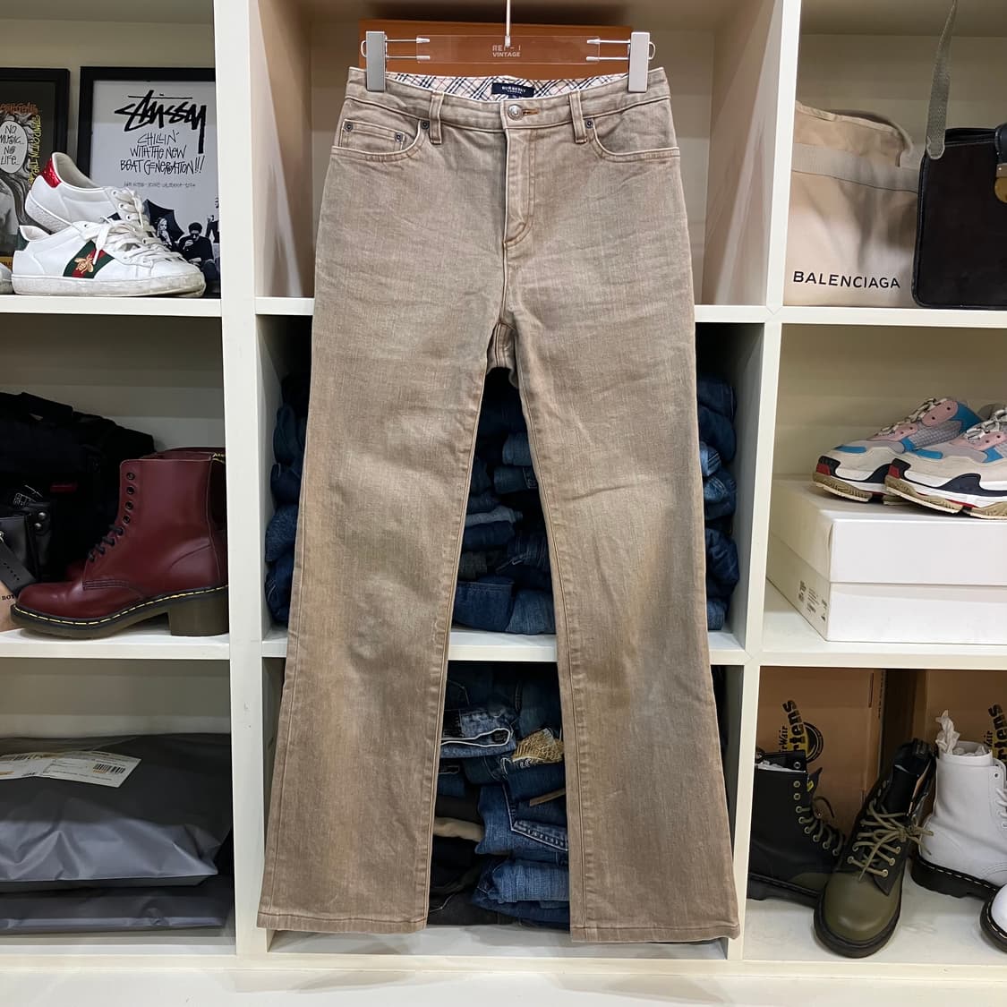 버버리 베이지 스트레이트 코튼 팬츠 36 상품이미지1