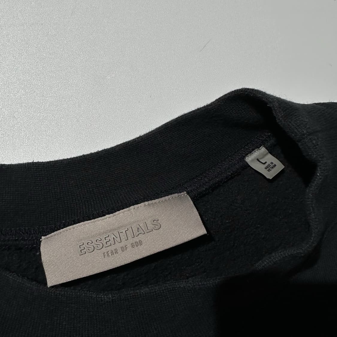 (매장판) 피어오브갓 에센셜 맨투맨 블랙 상품이미지4