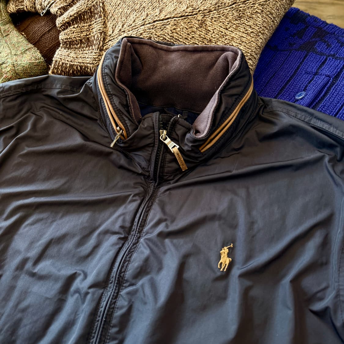 폴로 랄프 로렌 라이트 나일론 히든 후드 카프 레더 트리밍 자켓  상품이미지4