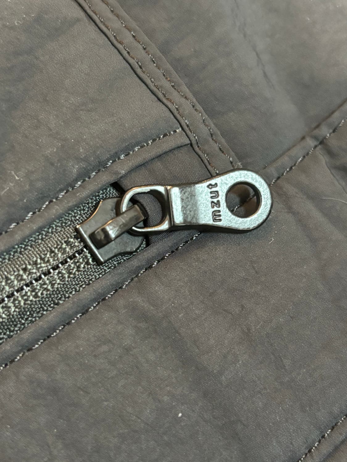 마지언타이틀 러너스백 블랙 상품이미지7