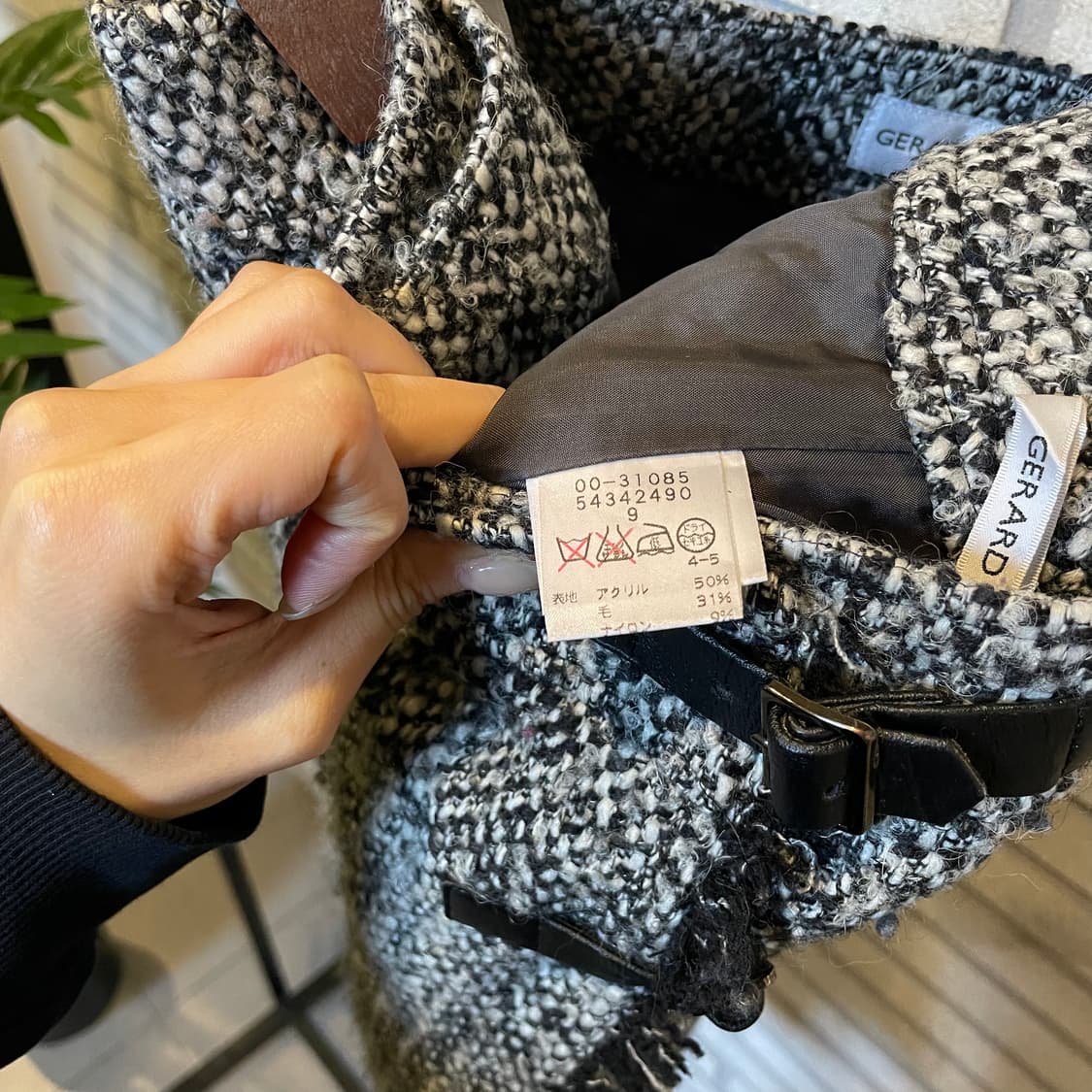 JPN VINTAGE 트위드 미디 랩 스커트 더블 버클 디테일 그레이 상품이미지7