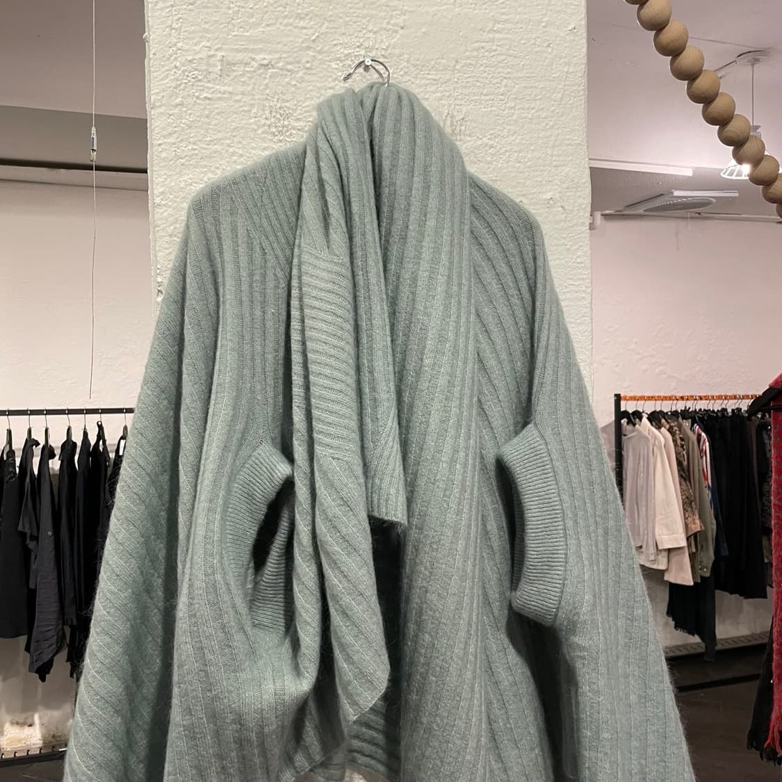 아크네 스튜디오 판초 가디건 상품이미지2