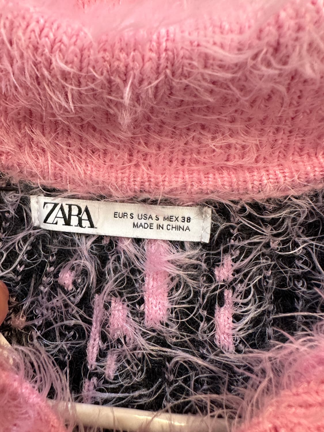 S) 자라 핑크 앙고라 스타일 니트 상품이미지3