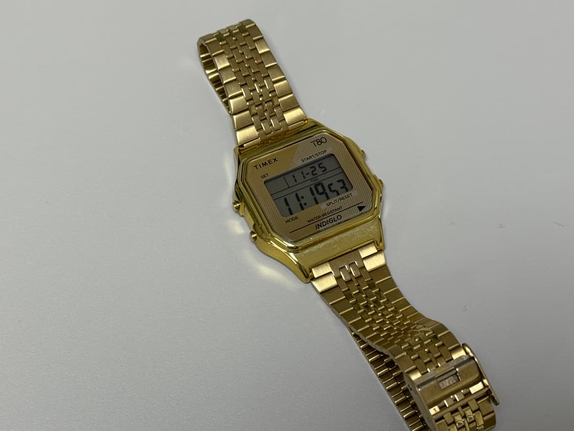 TIMEX T80 골드 스틸 남녀공용 디지털시계 34mm 상품이미지1