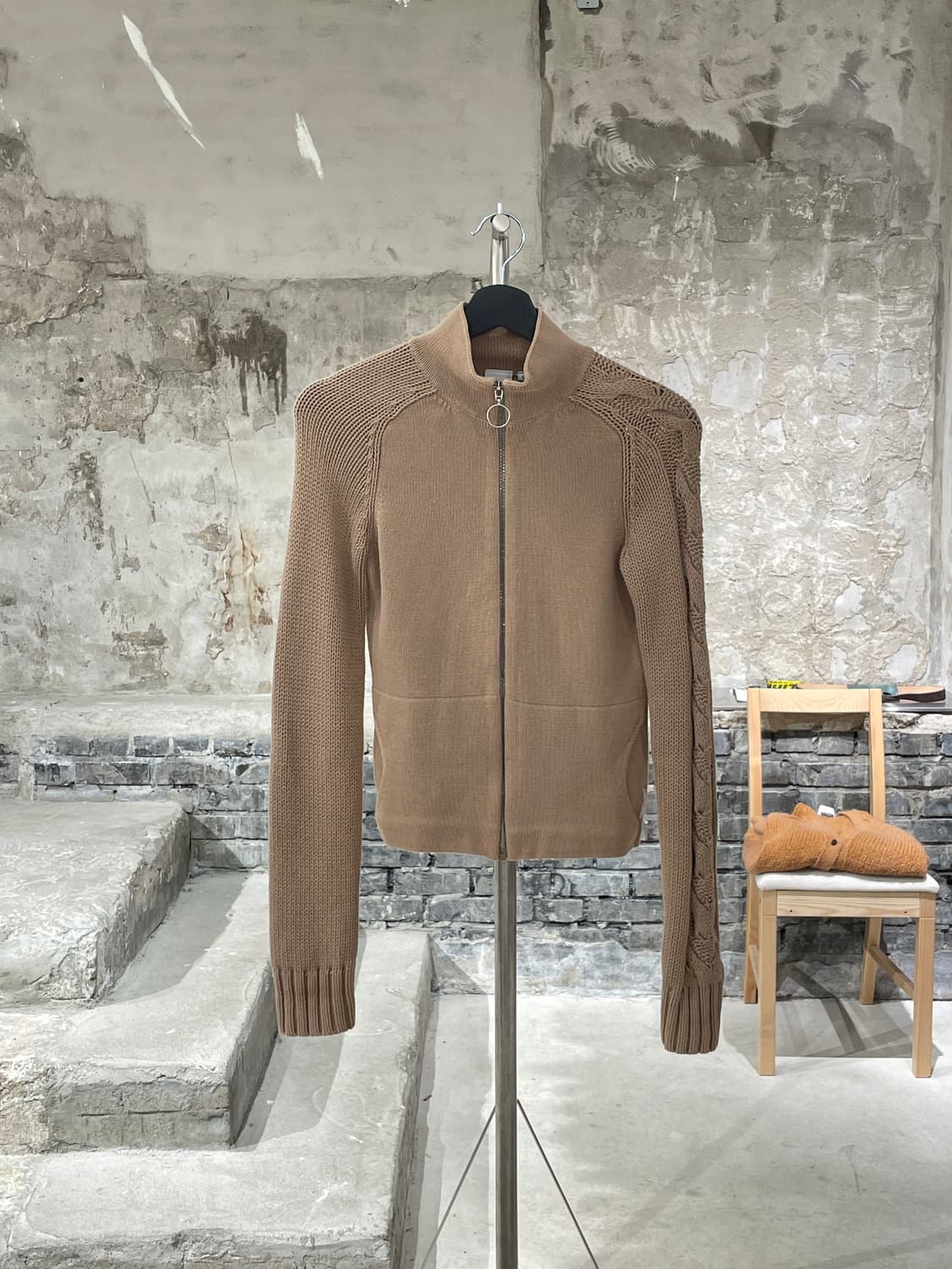 아르마니 익스체인지 베이지 슬림 니트 집업 자켓 상품이미지1