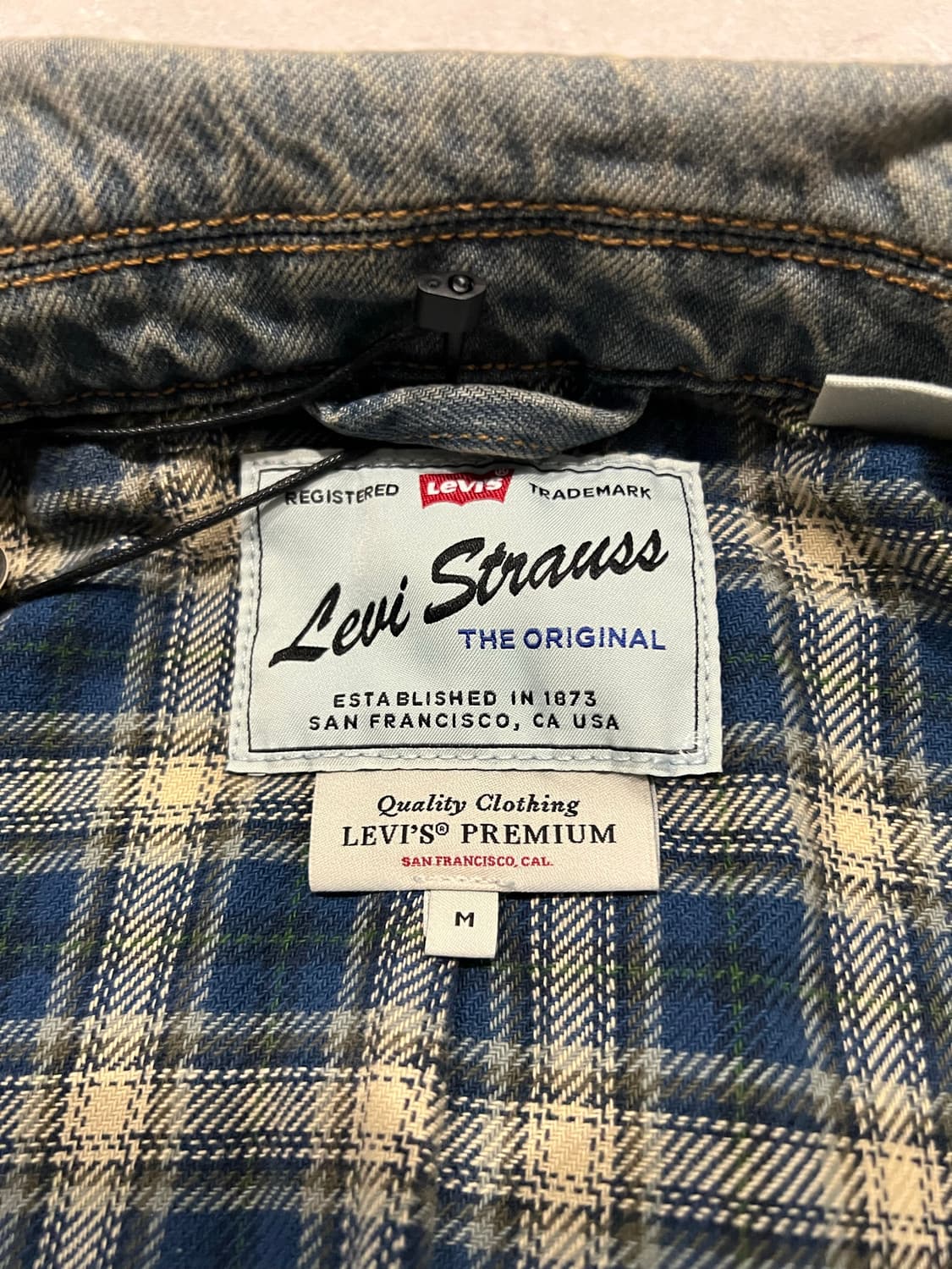 [새제품][M] 리바이스 Cortland Denim Jacket 상품이미지4