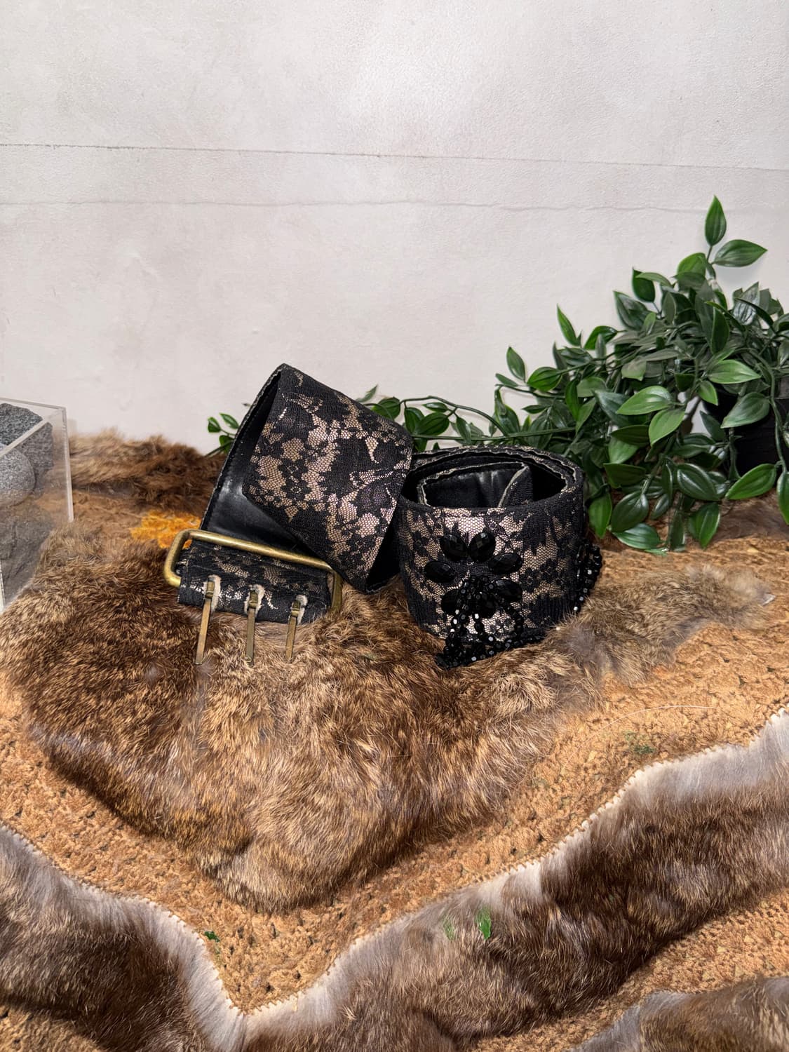 Black floral lace beads detail buckle 벨트 상품이미지2