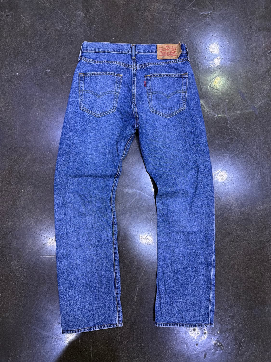 리바이스 501 빈티지 스톤 워싱 레귤러핏 데님팬츠 30 상품이미지2