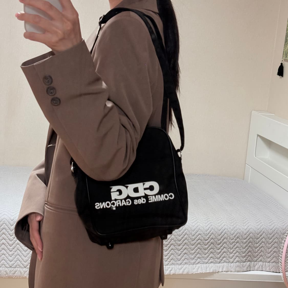 꼼데가르송 CDG 로고 스퀘어 숄더백 블랙 상품이미지6