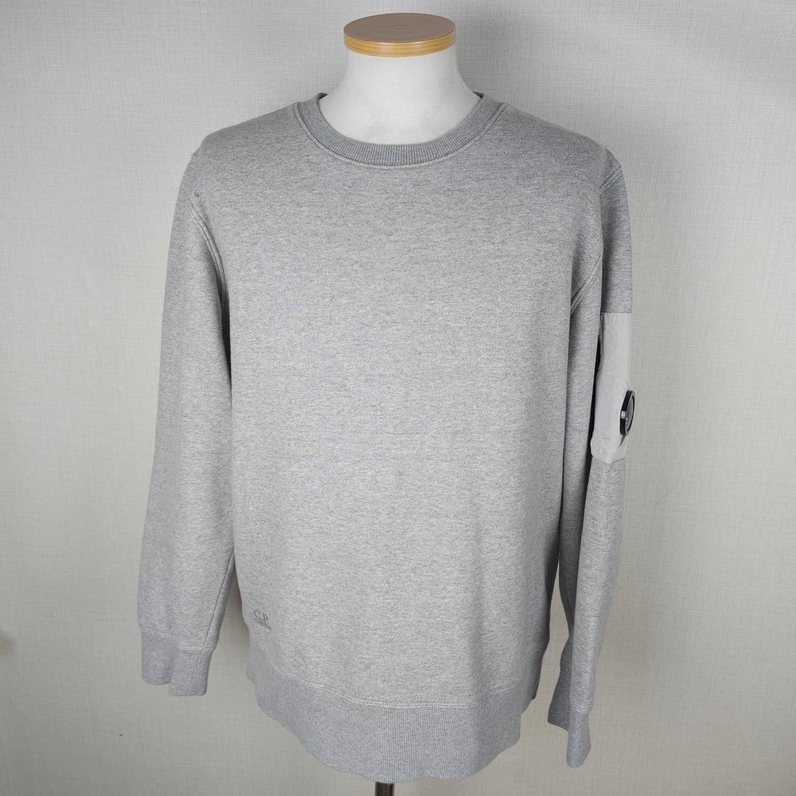 CP컴퍼니 맨투맨 남자105사이즈  상품이미지1