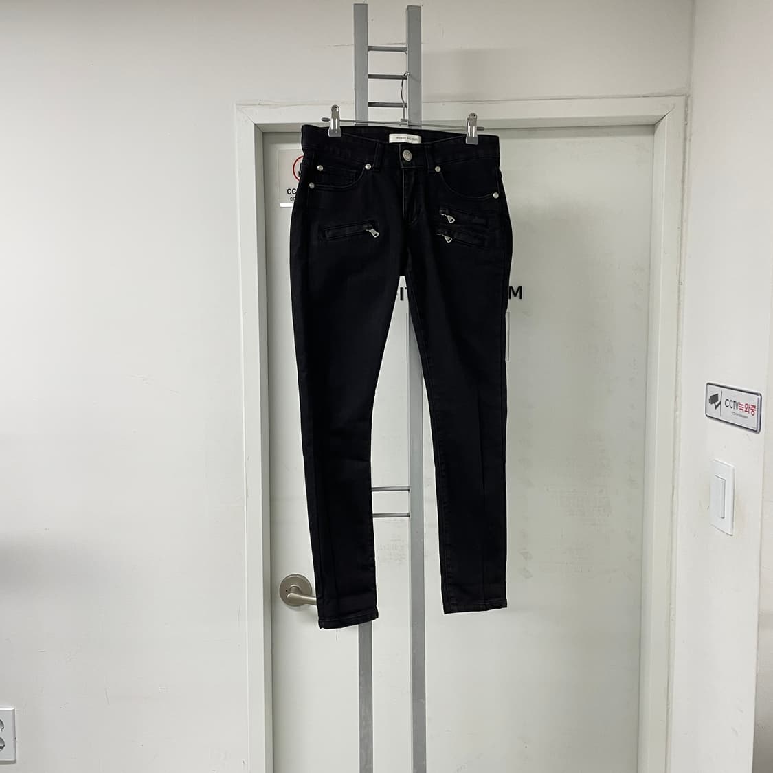 피에르 발망 흑청 데님 팬츠 24(W) 상품이미지5