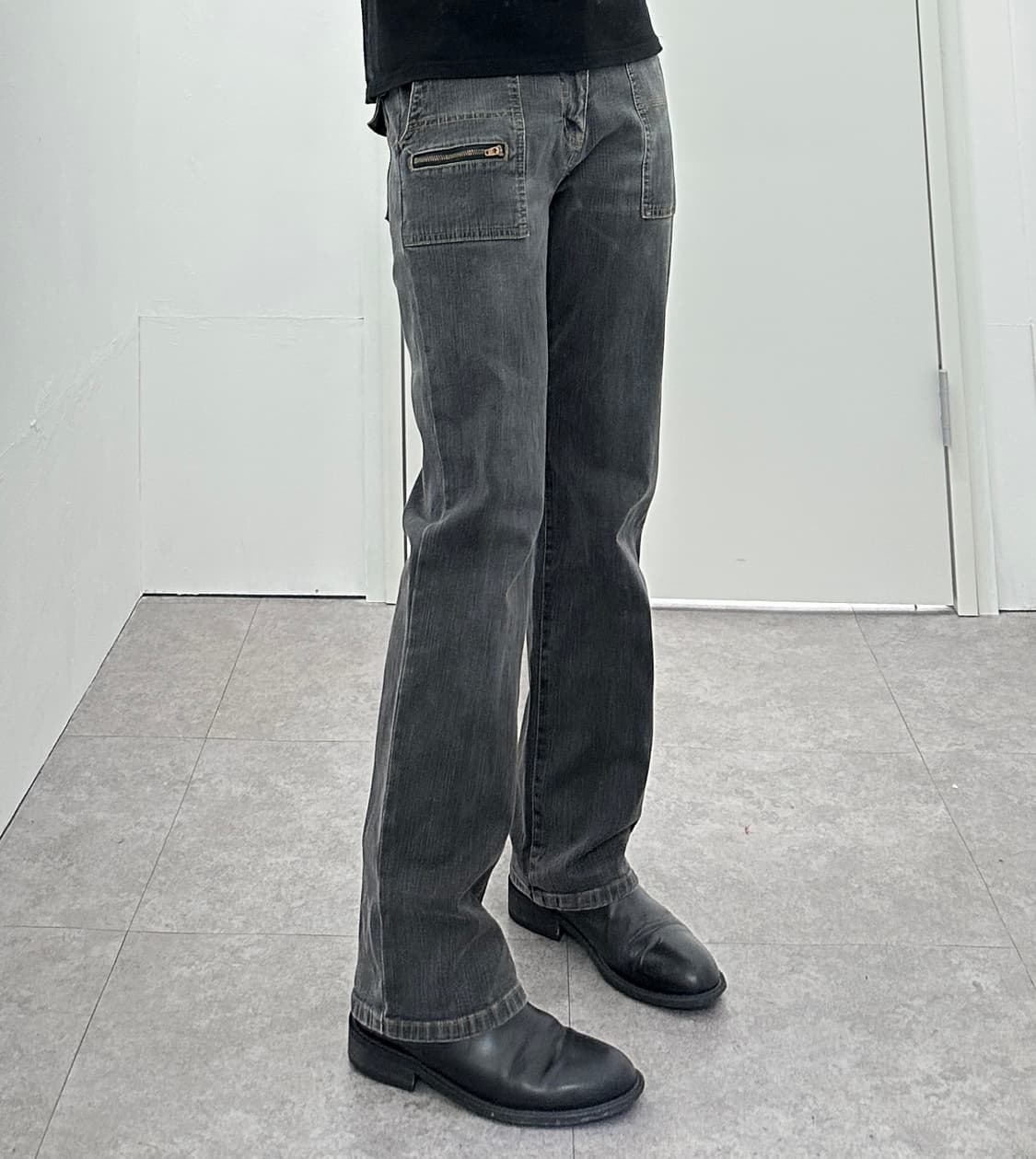 Gray zipper detail denim jeans  상품이미지3