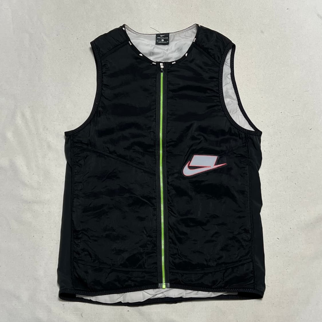 M 나이키 와일드 런닝 에어로레이어 베스트 상품이미지2