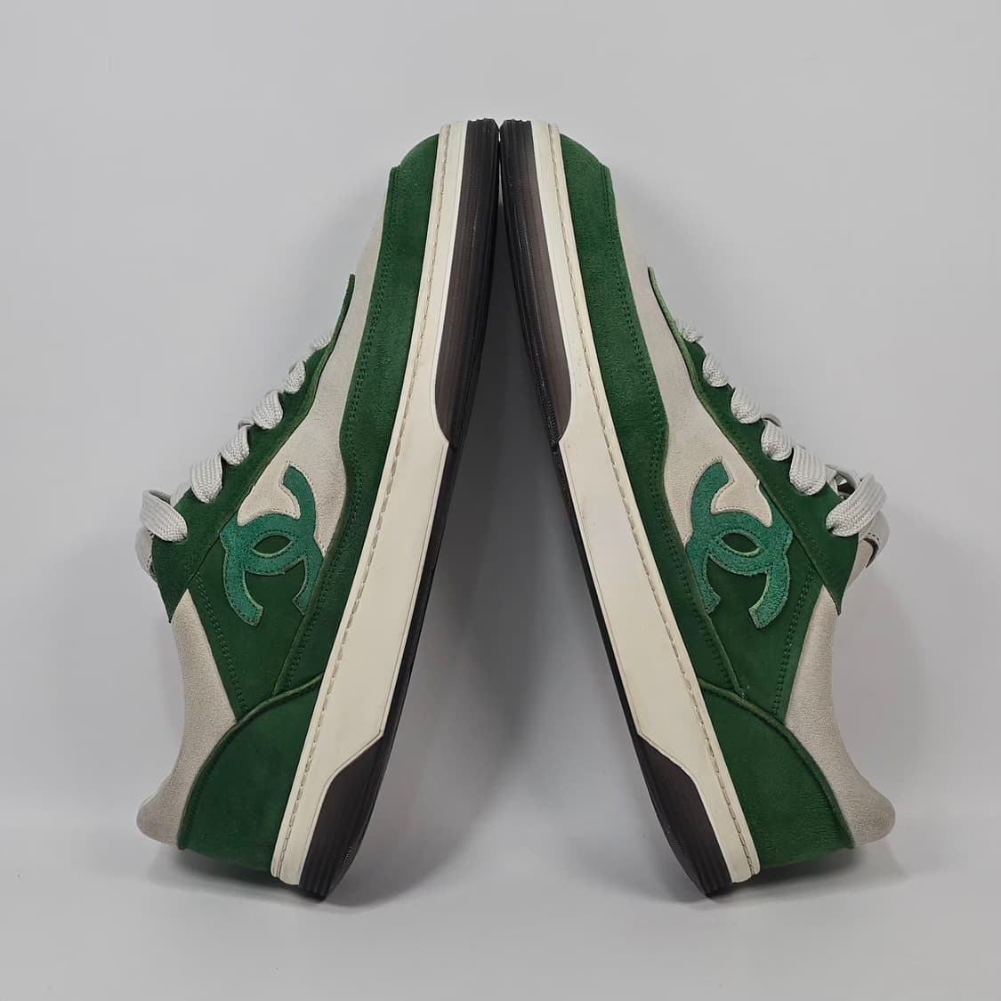 샤넬 CC 로고 그린 스웨이드 스니커즈 ( 280 ) 상품이미지4
