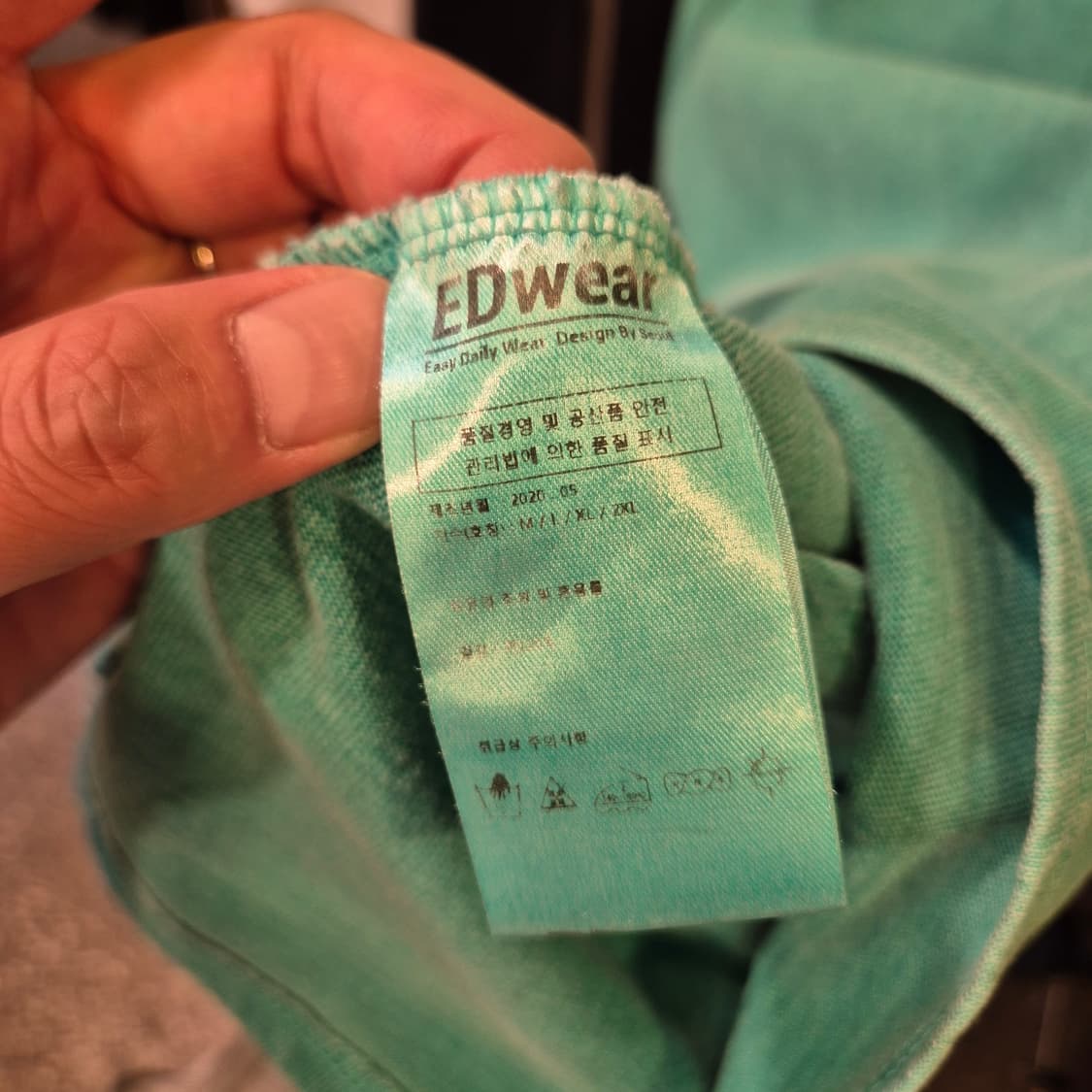 FREE 그린 피그먼트워싱 반팔티셔츠  상품이미지4