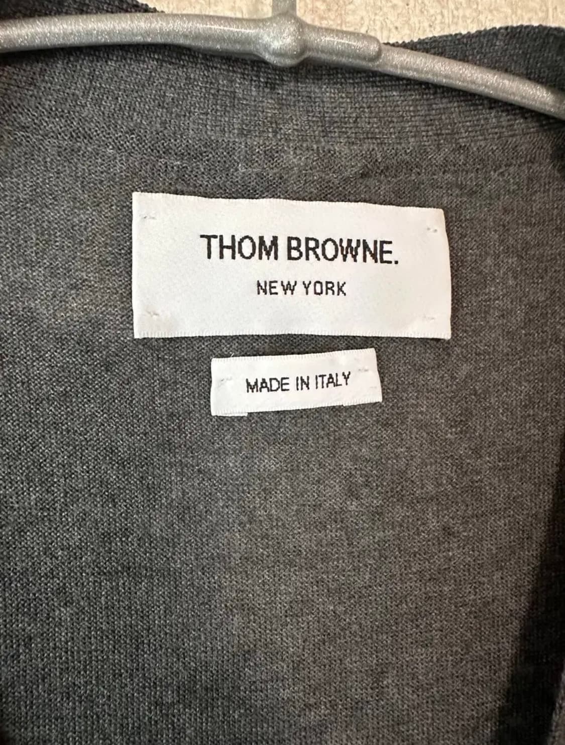 [백화점판/한글택] 톰 브라운 울 가디건 그레이 - 1사이즈 상품이미지6