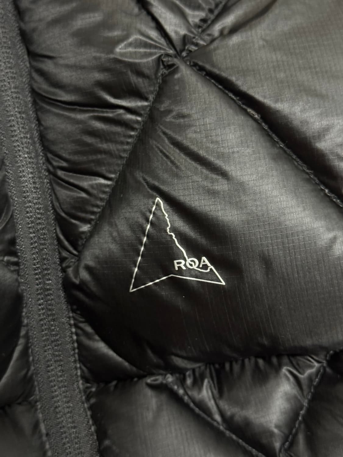 로아 누나 800 25fw 블랙 라지 상품이미지2