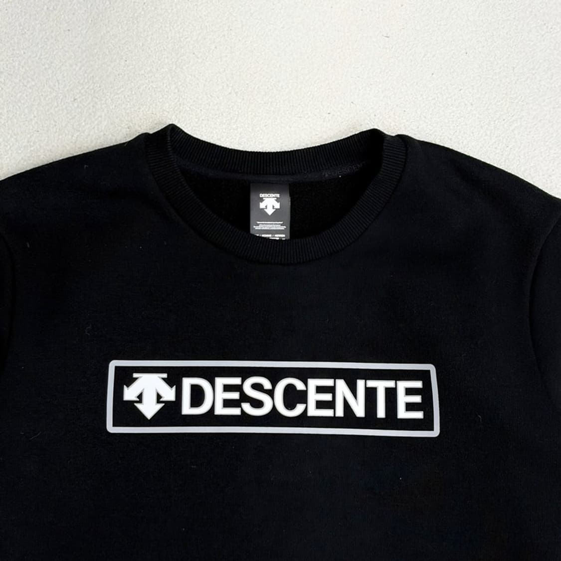 DESCENTE 블랙 기모 맨투맨 M 상품이미지3