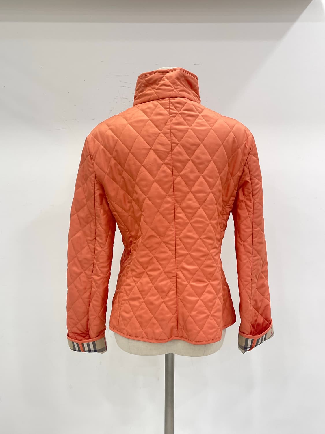 버버리 퀼팅 자켓 상품이미지4