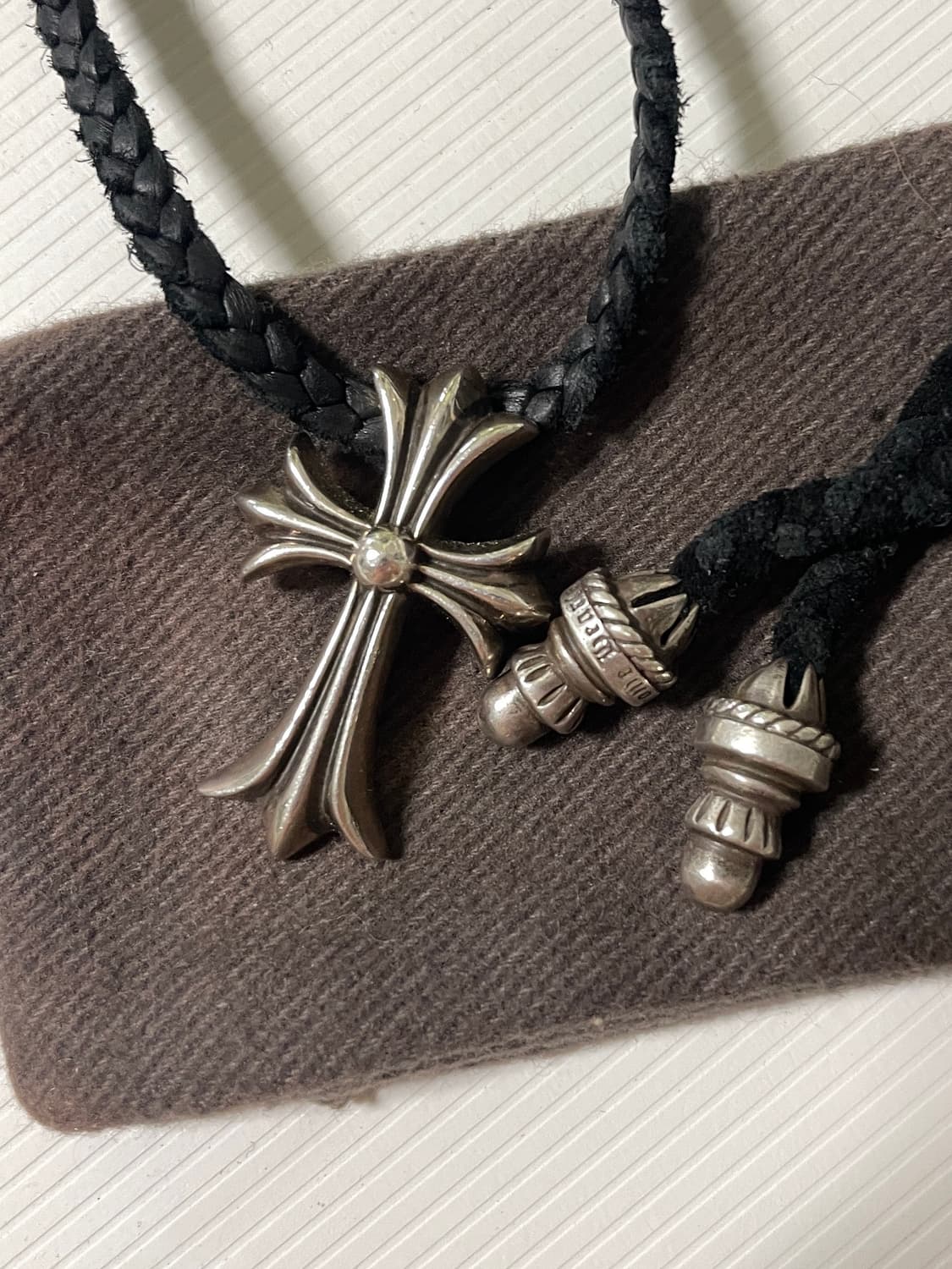 크롬하츠 ch 크로스 레더 목걸이 상품이미지1