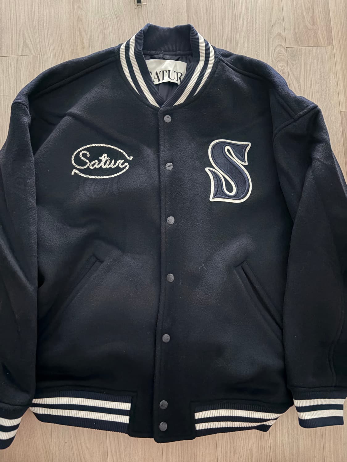 세터SATUR 스타디움 자켓 상품이미지1