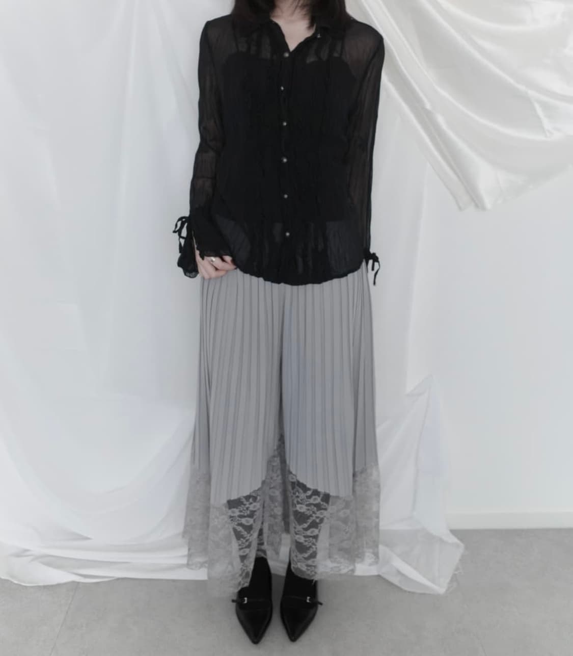 pleats see-through blouse 플리츠 시스루 블라우스  상품이미지5