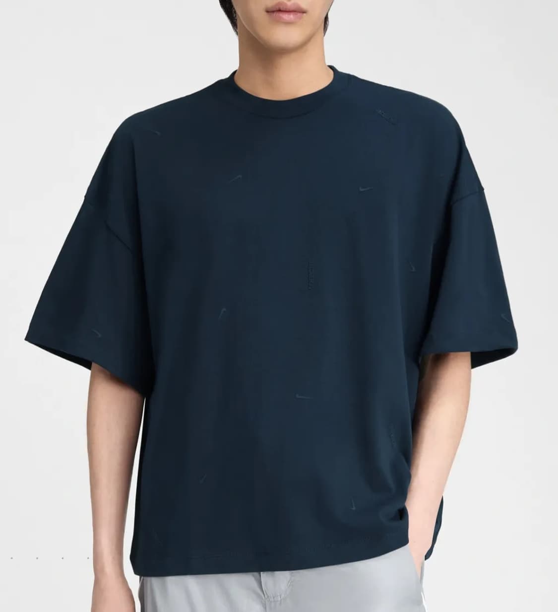 나이키 x 자크뮈스 스우시 반팔티 상품이미지1