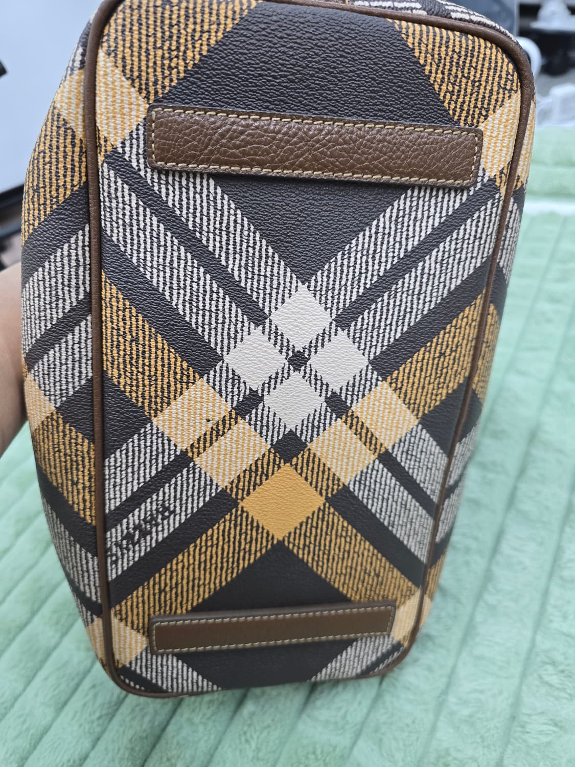 해지스 체크 보스턴백 상품이미지4