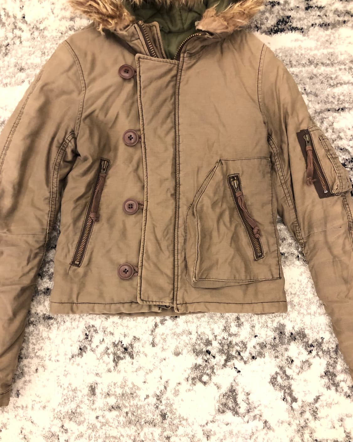 00‘s • y2k 카키 퍼 후드 패딩 상품이미지2