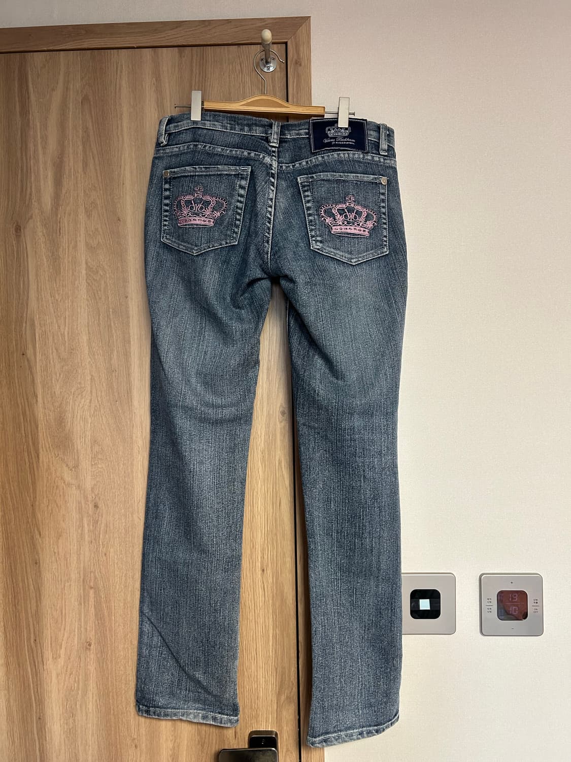 Victoria beckham 로우라이즈 데님 플레어 진 상품이미지1