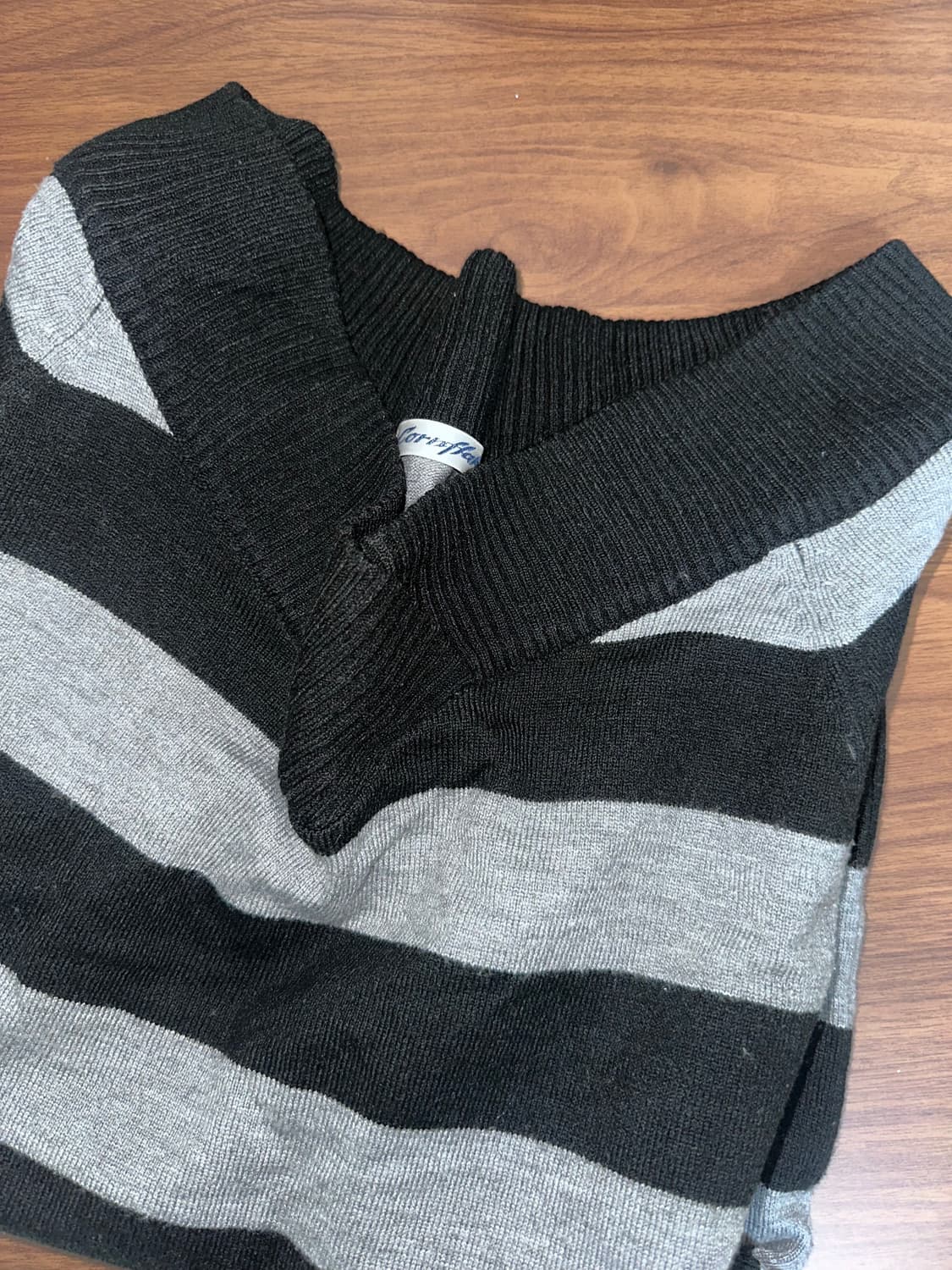 빈티지 스트라이프 오프숄더 니트 상품이미지3