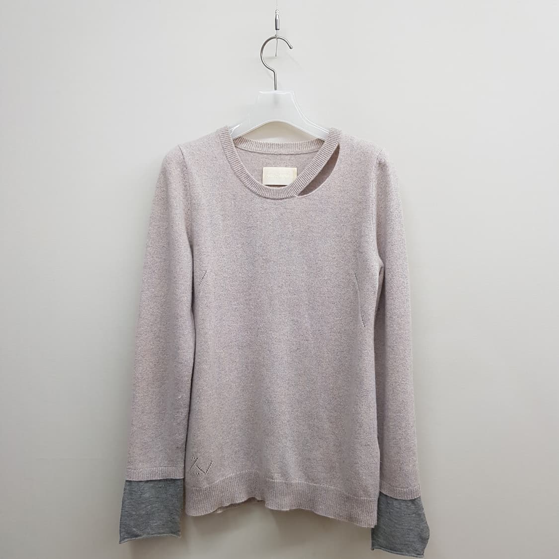 쟈딕앤볼테르 캐시미어 100% 배색 커프스 니트 S사이즈 상품이미지1