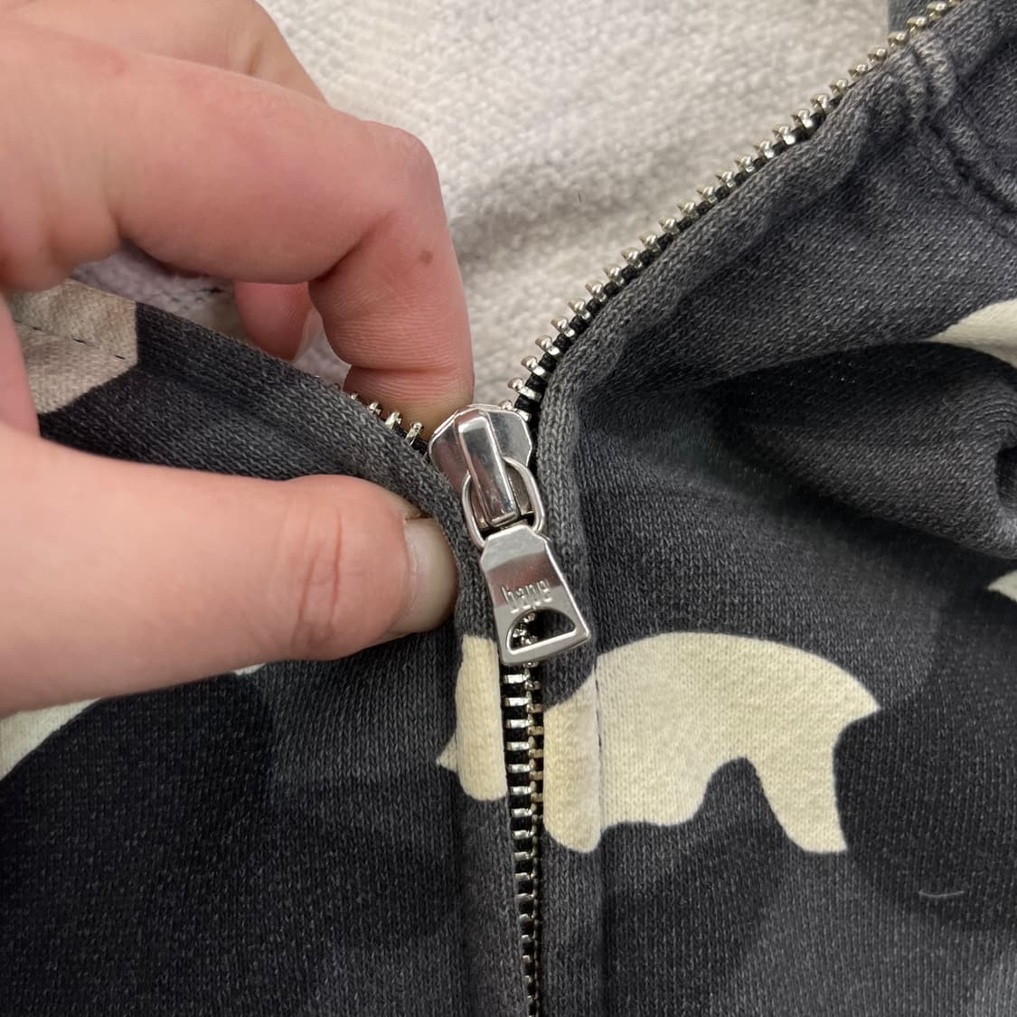 100 베이프 시티 카모 샤크 야광 후드집업  상품이미지6