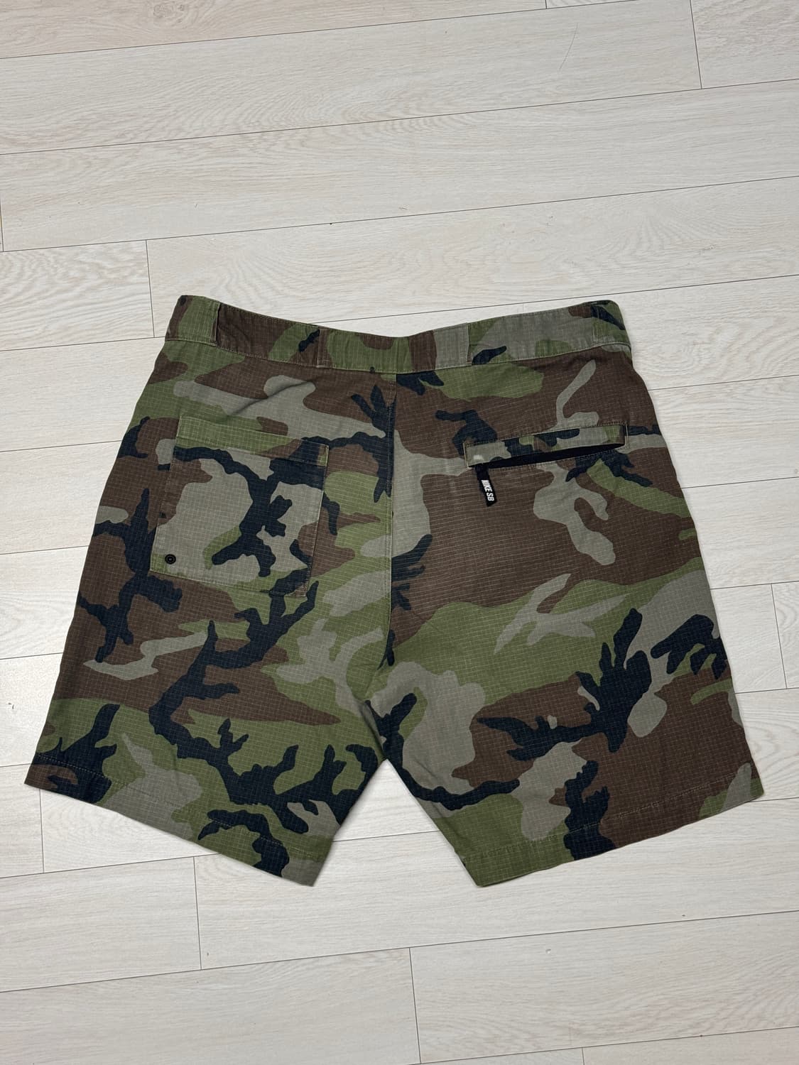 나이키 SB 카모 반바지 L 상품이미지2