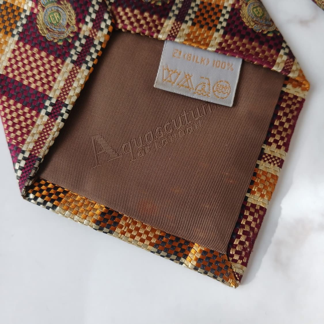 아쿠아스큐텀 실크 체크 크레스트 넥타이 9.5cm A+등급 A19290
 상품이미지9