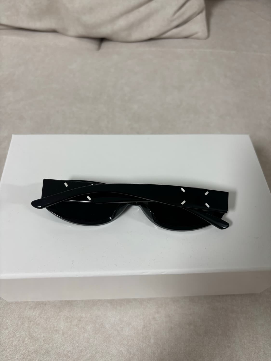 마르지엘라x젠틀몬스터 선글라스 MM206 블랙 상품이미지4