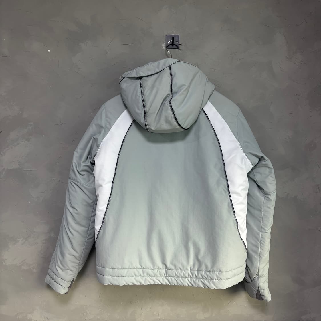 나이키 스우시 경량패딩 화이트 그레이 상품이미지5