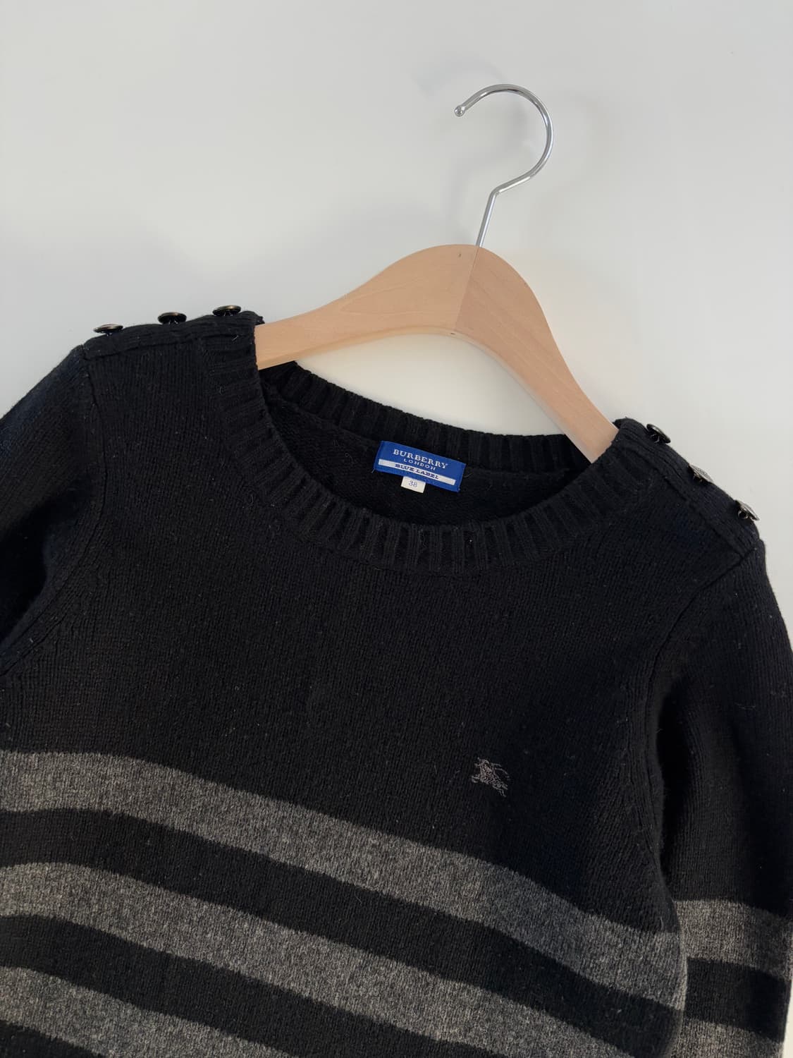 Burberry  버버리 블루라벨 블랙·차콜 스트라이프 니트 원피스 상품이미지7