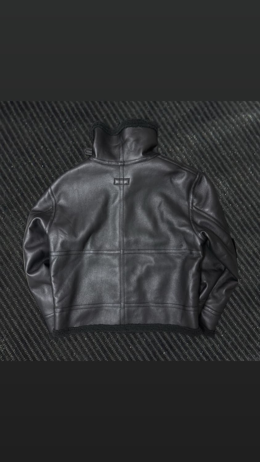 어반스터프 블랙 양털 무스탕 상품이미지2