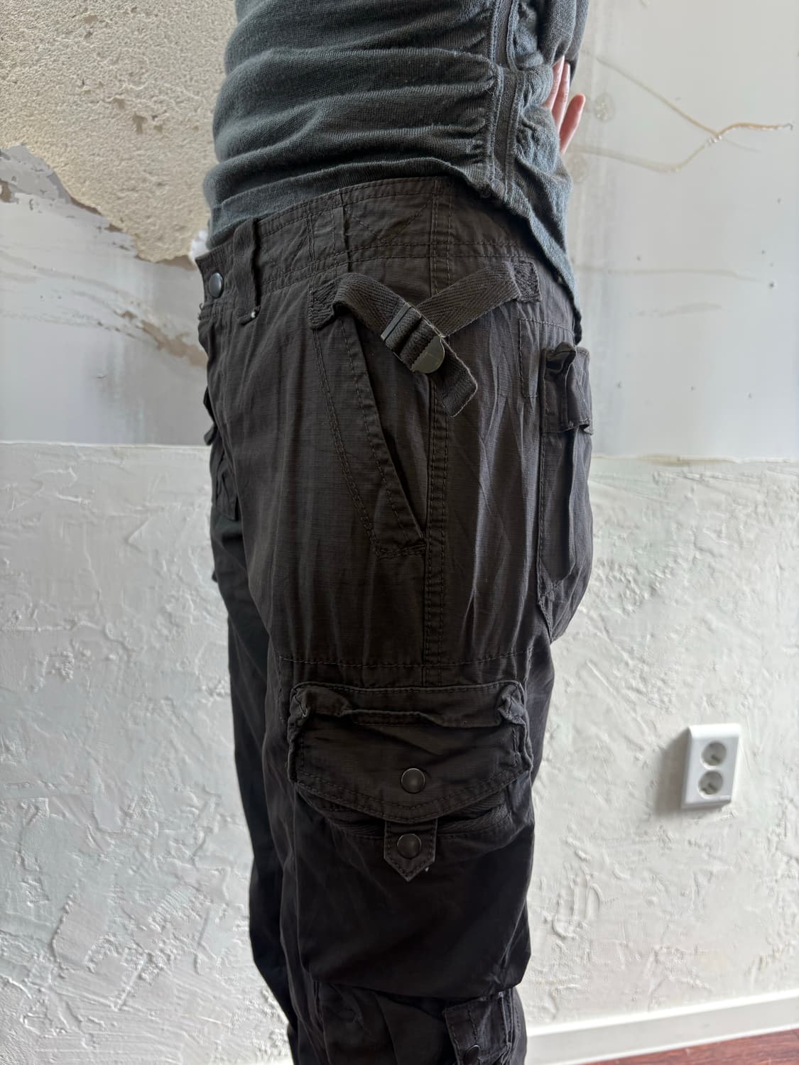 Dark Brown Cargo Pants 상품이미지3