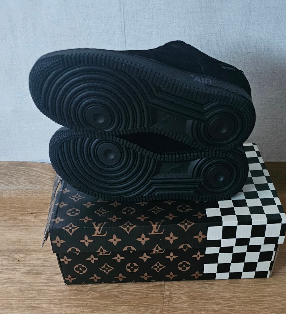 루이비통 나이키 에어 포스1 버질아블로260사이즈새상품미개봉 상품이미지4