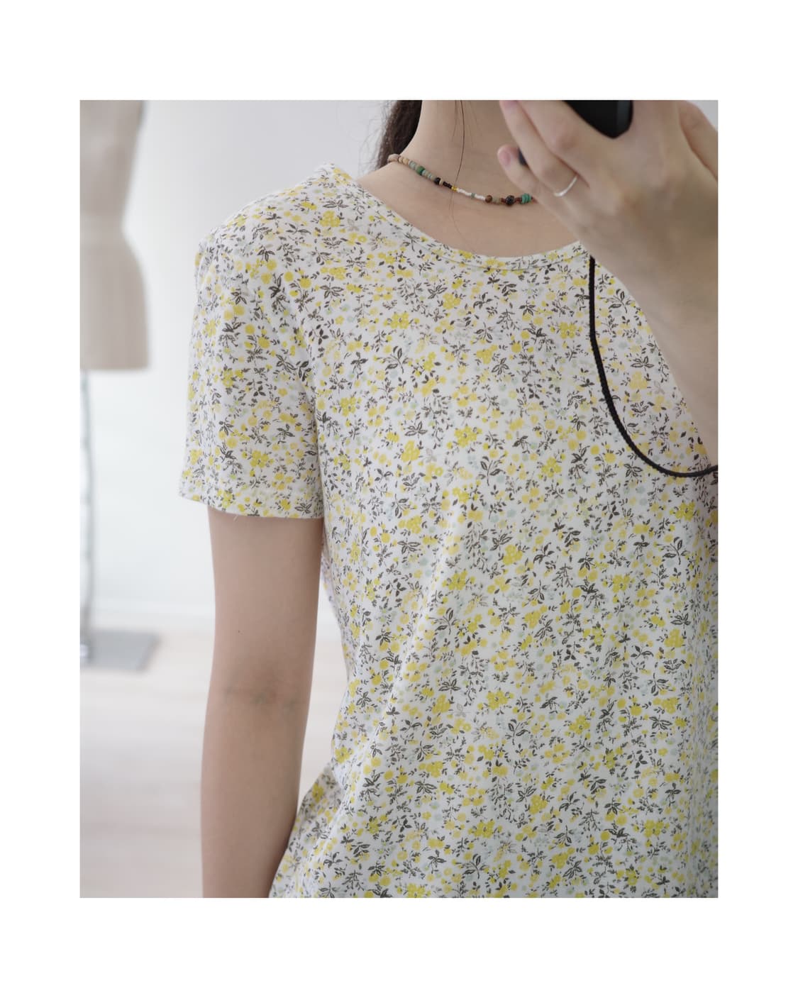  Tiny flower patterned short-sleeve top 상품이미지3