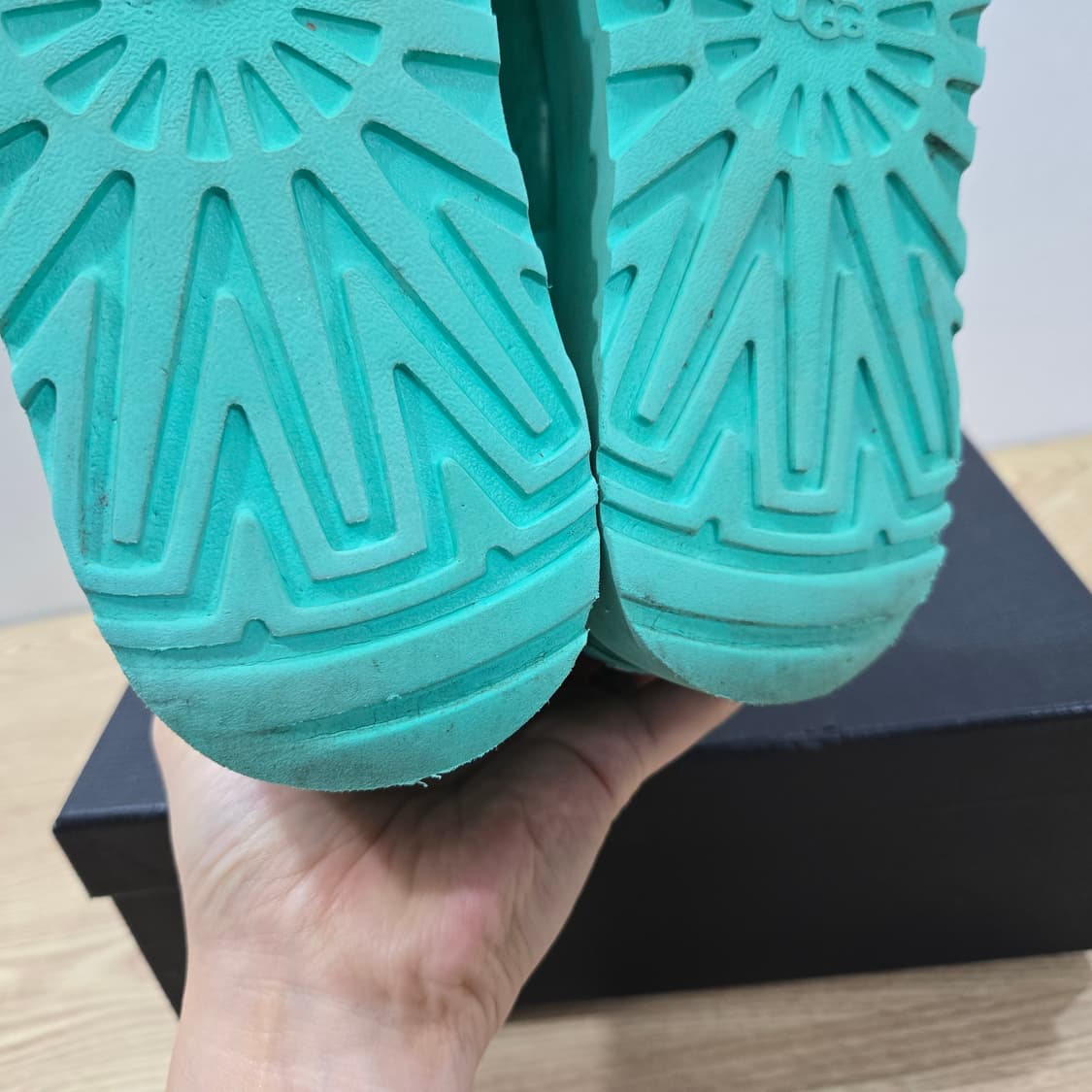 230 어그 UGG 클래식 클리어 미니 민트 상품이미지9