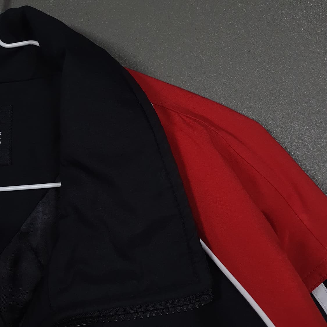 실측 3XL) 아디다스 올드스쿨 EQT PA 배색 삼선 누빔 점퍼 오버핏 상품이미지5