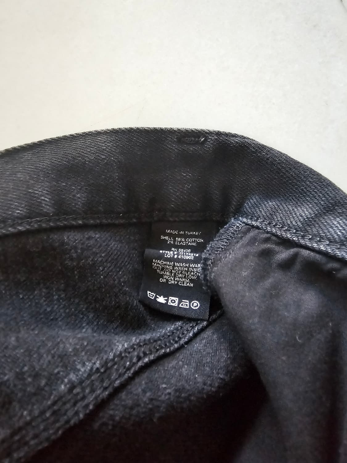 Theory 여성 블랙진 30사이즈 (슬림 스트레이트핏)

감각적인 실루 상품이미지2