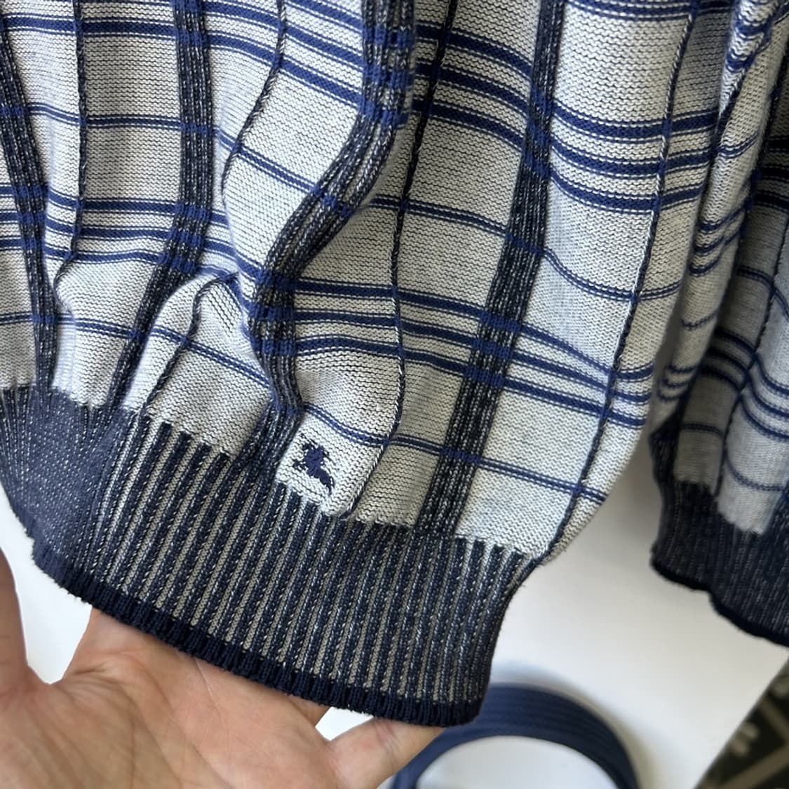 15782 - 버버리 코튼 체크 니트 상품이미지4