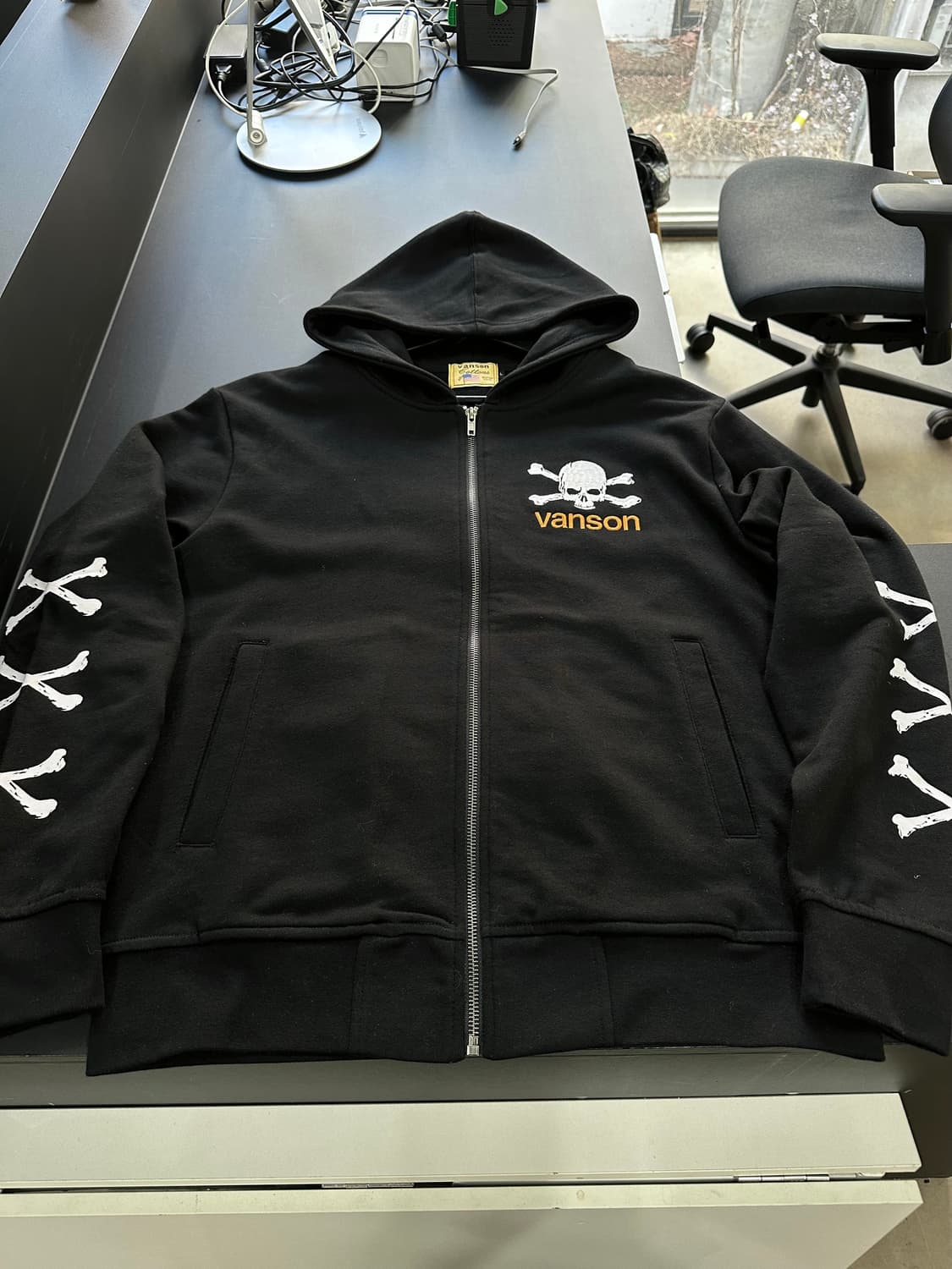 벤슨 스컬 본 빅로고 후드집업 상품이미지7