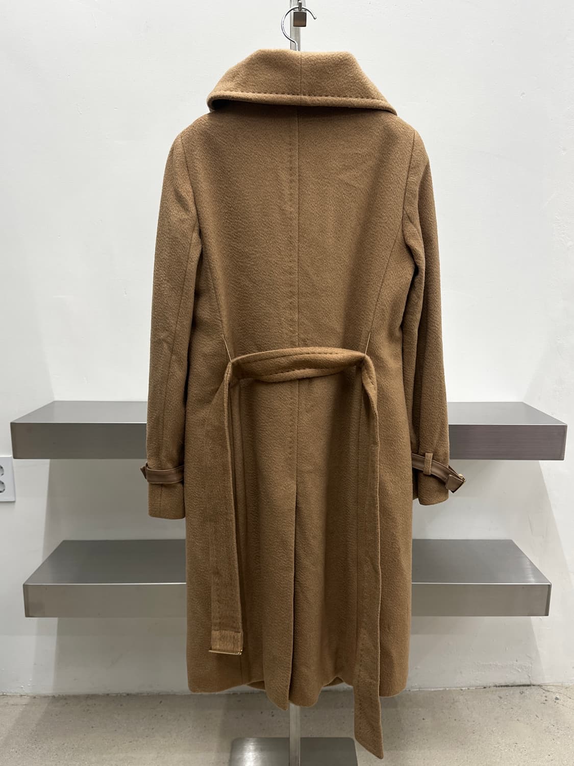 막스마라 카멜 헤어 히든버튼 하이넥 코트  상품이미지5